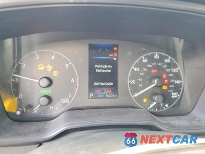 Zdjęcie 9 z 13 samochodu: 2024 TOYOTA COROLLA LE VIN:JTDBCMFE4RJ033469 - miniatura