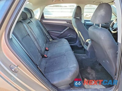 Zdjęcie 10 z 11 samochodu: 2016 VOLKSWAGEN PASSAT S VIN:1VWAT7A31GC022334 - miniatura