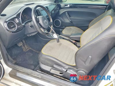 Zdjęcie 7 z 14 samochodu: 2016 VOLKSWAGEN BEETLE DUNE VIN:3VWS07AT3GM622090 - miniatura