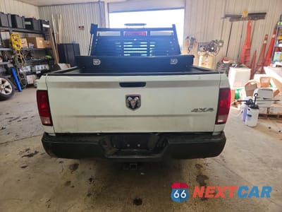 Zdjęcie 6 z 12 samochodu: 2023 RAM 1500 CLASSIC TRADESMAN VIN:3C6RR7KTXPG673971 - miniatura