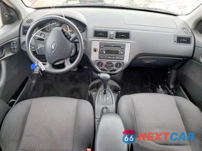 Zdjęcie 8 z 12 samochodu: 2005 FORD FOCUS ZX5 VIN:3FAHP37N35R126030 - miniatura