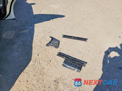 Zdjęcie 12 z 12 samochodu: 2008 MERCEDES-BENZ C 300 VIN:WDDGF54X88F064822 - miniatura