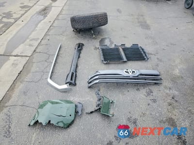 Zdjęcie 12 z 13 samochodu: 2023 TOYOTA TUNDRA CREWMAX LIMITED VIN:5TFJA5DBXPX104037 - miniatura