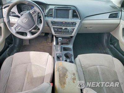 Zdjęcie 8 z 11 samochodu: 2016 HYUNDAI SONATA SE VIN:5NPE24AF5GH358573 - miniatura