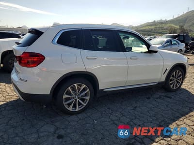 Trzecie zdjęcie samochodu z tyłu: 2019 BMW X3 SDRIVE30I VIN:5UXTR7C53KLR38593 - miniatura