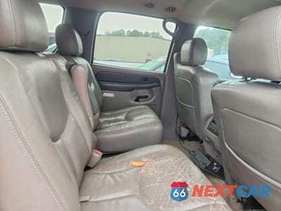 Zdjęcie 11 z 13 samochodu: 2003 CHEVROLET SUBURBAN K1500 VIN:3GNFK16Z63G203465 - miniatura