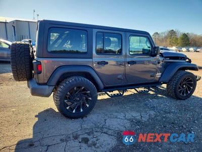 Trzecie zdjęcie samochodu z tyłu: 2020 JEEP WRANGLER UNLIMITED SPORT VIN:1C4HJXDG5LW142054 - miniatura