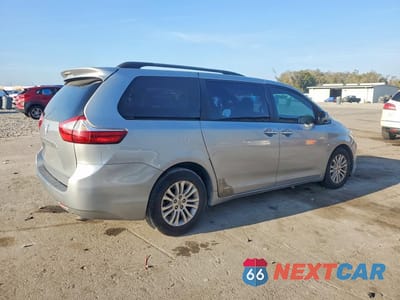 Trzecie zdjęcie samochodu z tyłu: 2015 TOYOTA SIENNA XLE 8-PASSENGER VIN:5TDYK3DCXFS532445 - miniatura