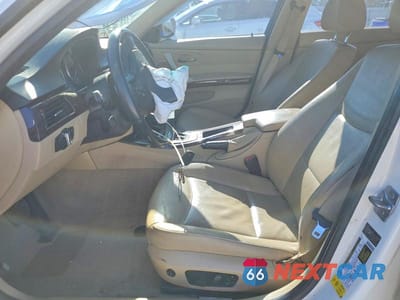 Zdjęcie 7 z 11 samochodu: 2011 BMW 328 I VIN:WBAPH7G51BNN04996 - miniatura