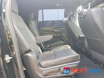 Zdjęcie 11 z 13 samochodu: 2022 CHEVROLET SUBURBAN K1500 LT VIN:1GNSKCKD3NR113505 - miniatura