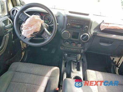 Zdjęcie 8 z 13 samochodu: 2011 JEEP WRANGLER UNLIMITED SPORT VIN:1J4BA3H11BL579547 - miniatura