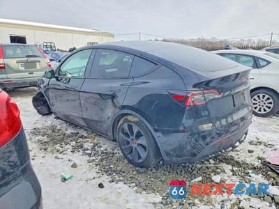 Drugie zdjęcie samochodu z przodu: 2023 TESLA MODEL Y VIN:7SAYGDEEXPF947295 - miniatura
