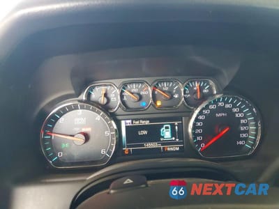 Zdjęcie 9 z 13 samochodu: 2015 CHEVROLET SUBURBAN K1500 LT VIN:1GNSKJKC4FR154951 - miniatura