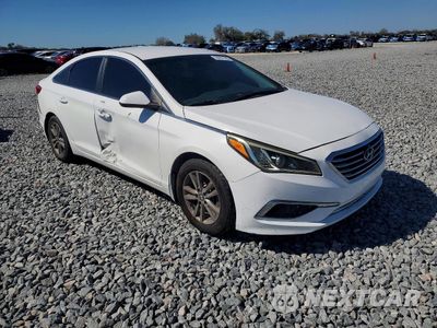 Czwarte zdjęcie samochodu z boku: 2015 HYUNDAI SONATA SE VIN:5NPE24AF1FH221189 - miniatura