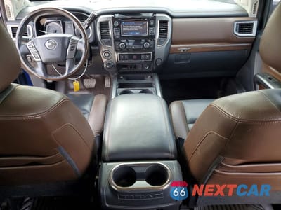 Zdjęcie 8 z 12 samochodu: 2016 NISSAN TITAN XD PLATINUM RESERVE VIN:1N6BA1F4XGN506578 - miniatura