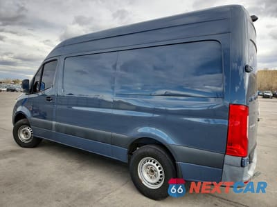 Drugie zdjęcie samochodu z przodu: 2019 MERCEDES BENZ SPRINTER 2500/3500 DELIVERY VAN VIN:WD4PF0CD9KT004177 - miniatura
