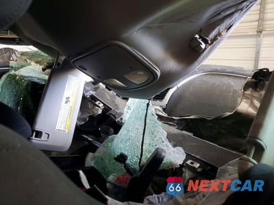 Zdjęcie 8 z 12 samochodu: 2010 CHEVROLET MALIBU 1LT VIN:1G1ZC5EB5AF136685 - miniatura