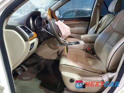 Zdjęcie 7 z 13 samochodu: 2011 JEEP GRAND CHEROKEE OVERLAND VIN:1J4RR6GT7BC535970 - miniatura