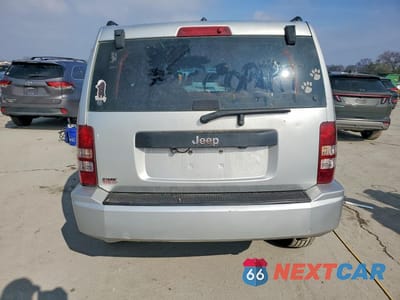 Zdjęcie 6 z 12 samochodu: 2010 JEEP LIBERTY SPORT VIN:1J4PP2GK2AW132649 - miniatura