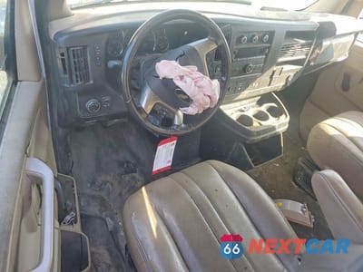 Zdjęcie 8 z 13 samochodu: 2019 CHEVROLET EXPRESS VAN 4.3L V6 FFV CUTAWAY VAN VIN:1GB0GRFP4K1298347 - miniatura