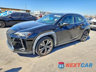 2019 LEXUS UX 200 BASE JTHY3JBH8K2002068 - główne zdjęcie licytacji z USA - miniatura
