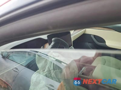 Zdjęcie 9 z 12 samochodu: 2025 TESLA MODEL S VIN:5YJSA1E56SF549822 - miniatura