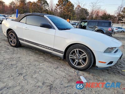 Czwarte zdjęcie samochodu z boku: 2010 FORD MUSTANG VIN:1ZVBP8ENXA5169418 - miniatura