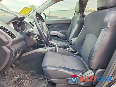 Zdjęcie 7 z 12 samochodu: 2008 MITSUBISHI OUTLANDER SE VIN:JA4LS31W38Z015606 - miniatura