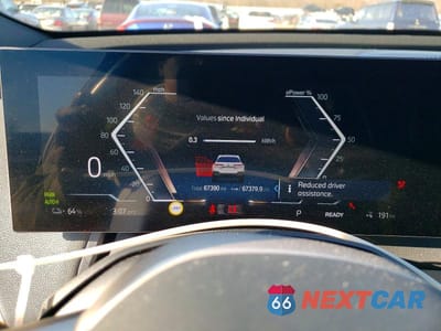 Zdjęcie 9 z 13 samochodu: 2023 BMW IX XDRIVE50 VIN:WB523CF0XPCM04548 - miniatura