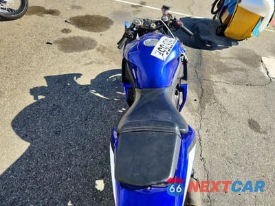 Zdjęcie 6 z 11 samochodu: 2005 YAMAHA YZFR6 L VIN:JYARJ06Y75A006165 - miniatura