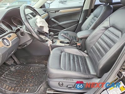 Zdjęcie 7 z 11 samochodu: 2016 VOLKSWAGEN PASSAT SEL VIN:1VWCS7A34GC003708 - miniatura