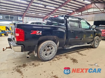 Trzecie zdjęcie samochodu z tyłu: 2013 CHEVROLET SILVERADO K1500 LT VIN:3GCPKSE77DG159660 - miniatura