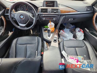 Zdjęcie 8 z 12 samochodu: 2015 BMW 328 I VIN:WBA3A5C59FP604870 - miniatura