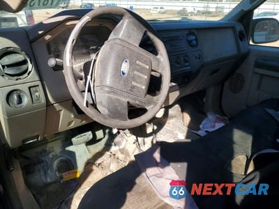 Zdjęcie 8 z 12 samochodu: 2008 FORD F250 SUPER DUTY VIN:1FTSX21568ED38107 - miniatura