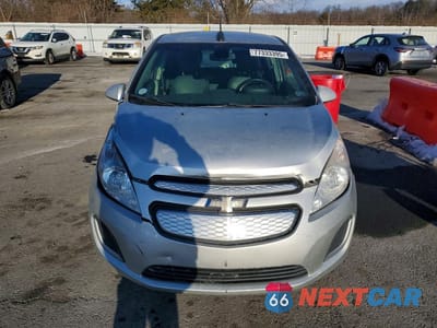 Piąte zdjęcie samochodu w środku: 2015 CHEVROLET SPARK EV 2LT VIN:KL8CL6S04FC818724 - miniatura