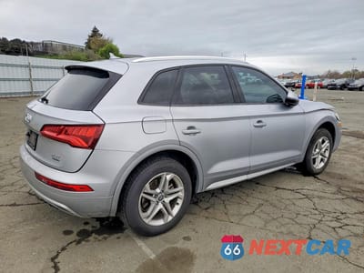 Trzecie zdjęcie samochodu z tyłu: 2018 AUDI Q5 PREMIUM VIN:WA1ANAFY6J2041371 - miniatura