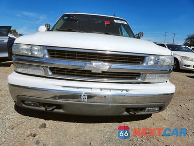 Piąte zdjęcie samochodu w środku: 2003 CHEVROLET SUBURBAN K1500 VIN:1GNFK16ZX3J130454 - miniatura