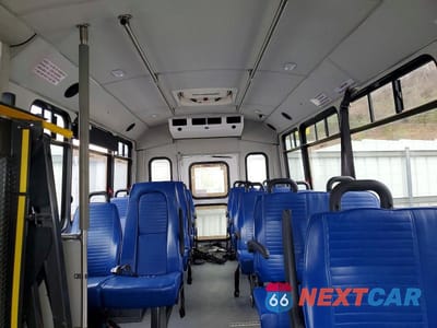 Zdjęcie 11 z 13 samochodu: 2019 FORD ECONOLINE E450 SUPER VIN:1FDFE4FS9KDC56592 - miniatura