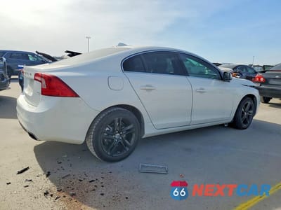 Trzecie zdjęcie samochodu z tyłu: 2014 VOLVO S60 T5 VIN:YV1612FS7E2278444 - miniatura