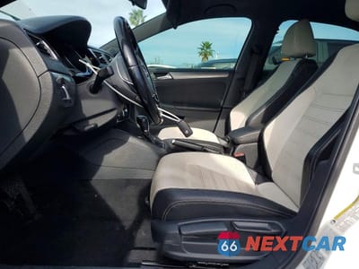 Zdjęcie 7 z 13 samochodu: 2017 VOLKSWAGEN JETTA SPORT VIN:3VWD17AJ4HM301813 - miniatura