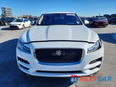 Piąte zdjęcie samochodu w środku: 2020 JAGUAR F-PACE PRESTIGE VIN:SADCK2FX3LA648457 - miniatura