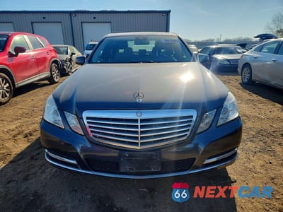 Piąte zdjęcie samochodu w środku: 2012 MERCEDES-BENZ E 350 4MATIC VIN:WDDHF8JB7CA615326 - miniatura