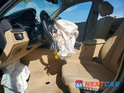 Zdjęcie 7 z 11 samochodu: 2015 BMW 328 I VIN:WBA3A5C59FP605243 - miniatura