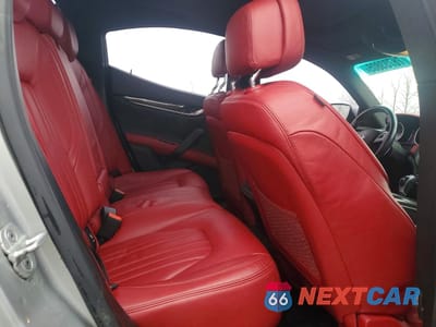 Zdjęcie 10 z 12 samochodu: 2014 MASERATI GHIBLI VIN:ZAM57XSA9E1089418 - miniatura