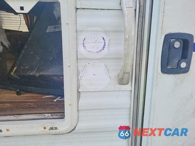 Zdjęcie 8 z 10 samochodu: 2010 JAYCO JAY FLIGHT VIN:1UJBJ0BP7A18D0403 - miniatura