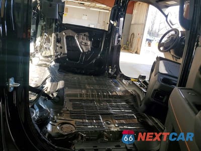 Zdjęcie 10 z 12 samochodu: 2025 GMC SIERRA K2500 AT4 VIN:1GT4UPEYXSF314137 - miniatura
