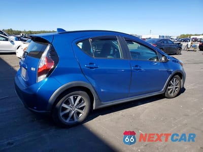 Trzecie zdjęcie samochodu z tyłu: 2018 TOYOTA PRIUS C TWO VIN:JTDKDTB33J1619581 - miniatura