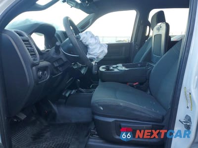 Zdjęcie 7 z 11 samochodu: 2022 RAM 2500 TRADESMAN VIN:3C6UR5CJ0NG202176 - miniatura