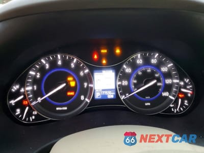 Zdjęcie 9 z 12 samochodu: 2013 INFINITI QX56 VIN:JN8AZ2NE6D9060042 - miniatura