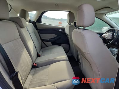 Zdjęcie 10 z 12 samochodu: 2018 FORD FOCUS SE VIN:1FADP3K29JL329525 - miniatura